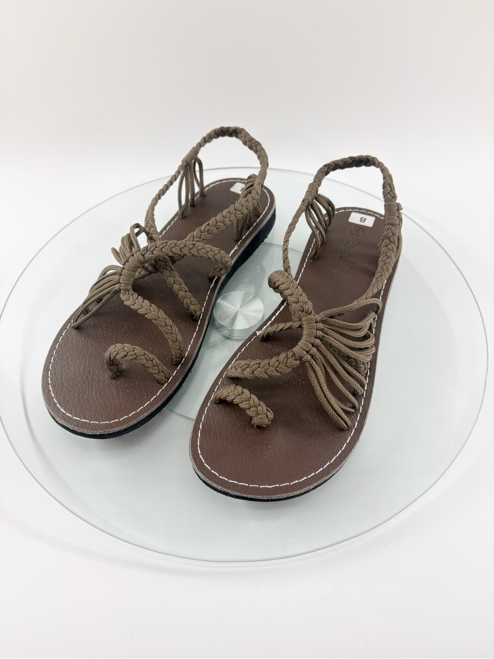 Plaka Palm Leaf Flat Sandals Taupe Braided Boho Women’s Size 8